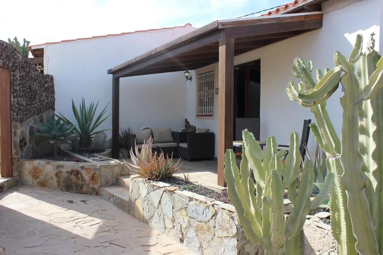Comfortable 1-Bed Bungalow In Parque Holandes La Oliva Apartment