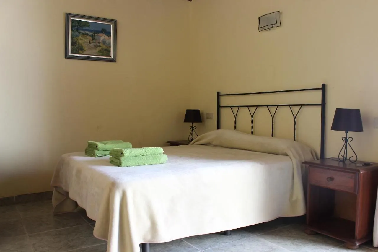 Comfortable 1-Bed Bungalow In Parque Holandes La Oliva